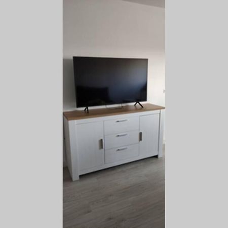 Apartamentos Nayda 2 Habitaciones เมรีดา ภายนอก รูปภาพ